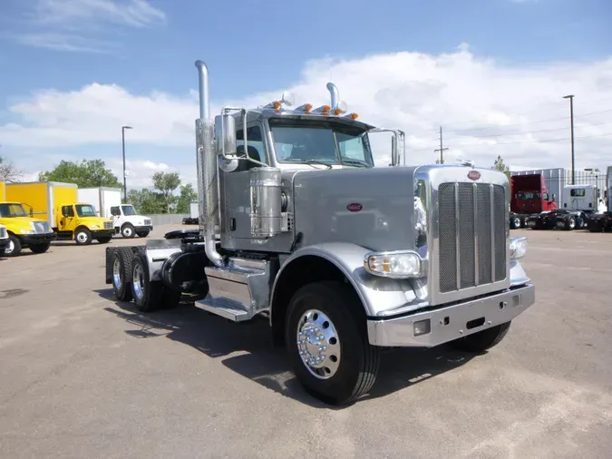 2020 Peterbilt 389