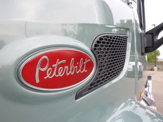 2021 Peterbilt 5791999fd8679b79657a71c7f202d77f1e5