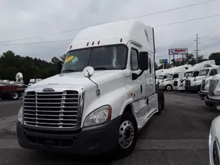 2019 Freightliner CASCADIA 125