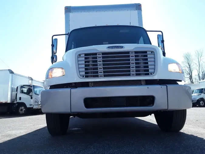 2019 FREIGHTLINER M2 106