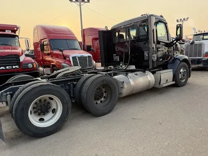 2014 PETERBILT 579