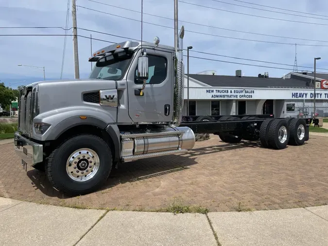 2025 Western Star 49X