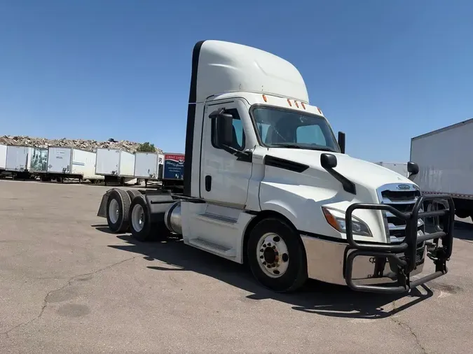 2021 FREIGHTLINER/MERCEDES NEW CASCADIA PX1266419a56e2d6c8a3fa9271517af04ebc962