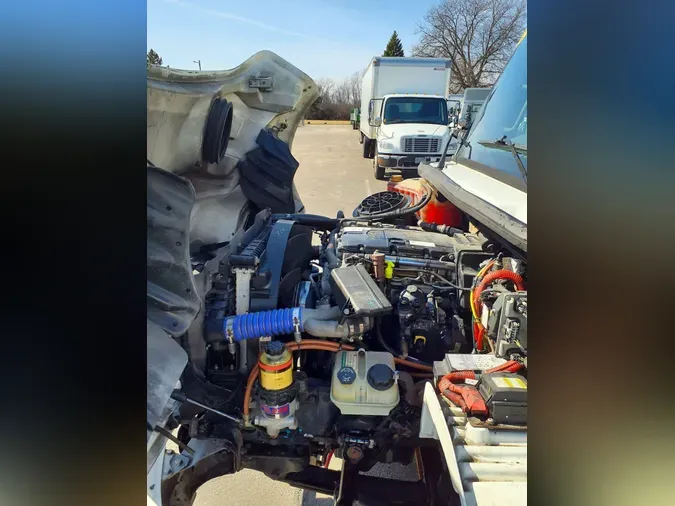 2022 FREIGHTLINER/MERCEDES M2 10619a5b3d8b05d50335a9aafb9ce554624