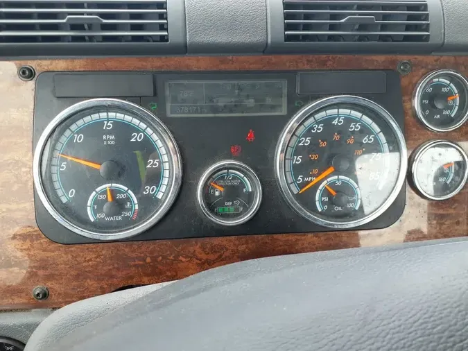 2017 FREIGHTLINER CASCADIA 125