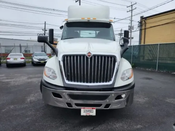 2019 NAVISTAR INTERNATIONAL LT625 DAYCAB T/A
