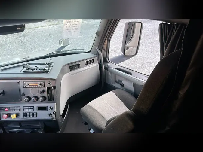 2022 Freightliner Cascadia 126