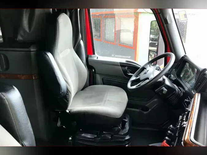 2021 INT LT625 6x4