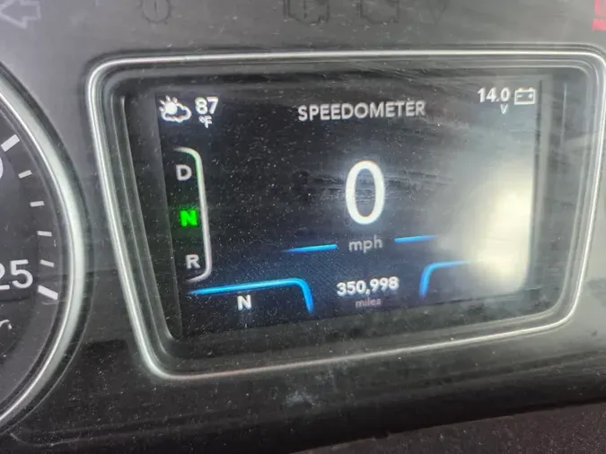 2019 NAVISTAR INTERNATIONAL LT625 DAYCAB T/A