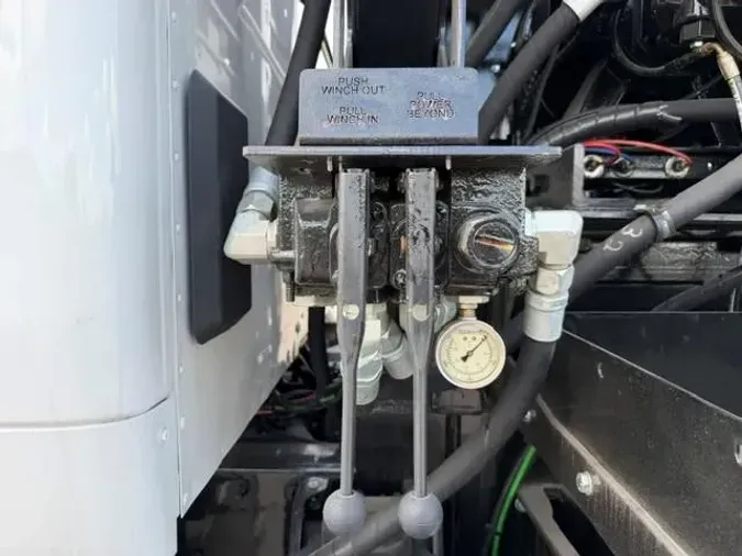 2026 Peterbilt 567