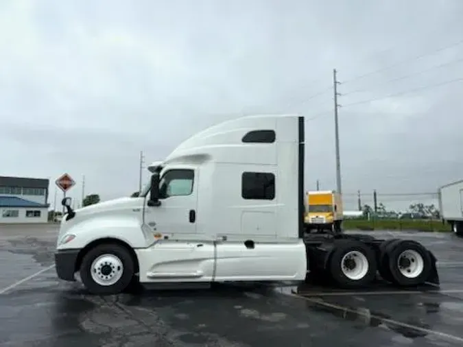 2019 International LT625