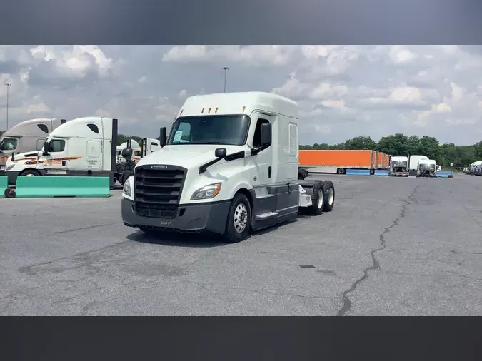 2021 Freightliner Cascadia 12619b5733eba66e171afbe5905711e14bf