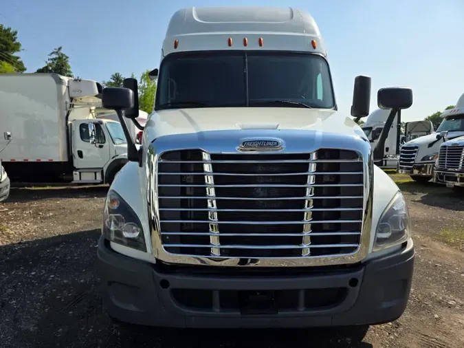 2020 FREIGHTLINER CASCADIA 125