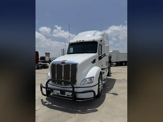 2022 Peterbilt 579