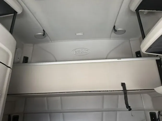2021 Peterbilt 579