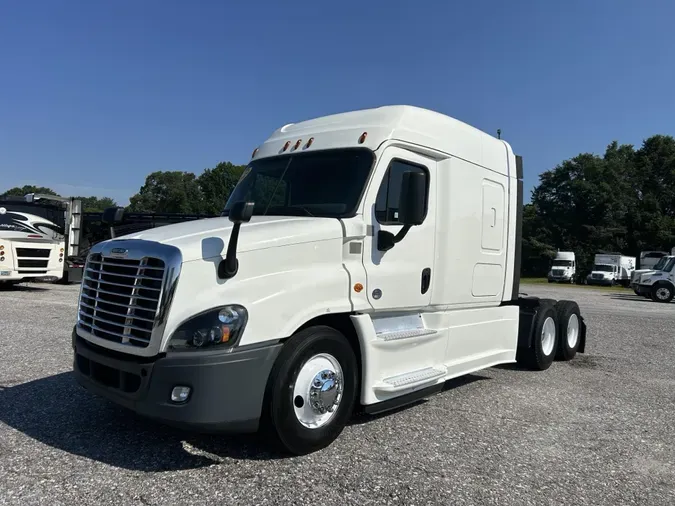 2020 Freightliner Cascadia