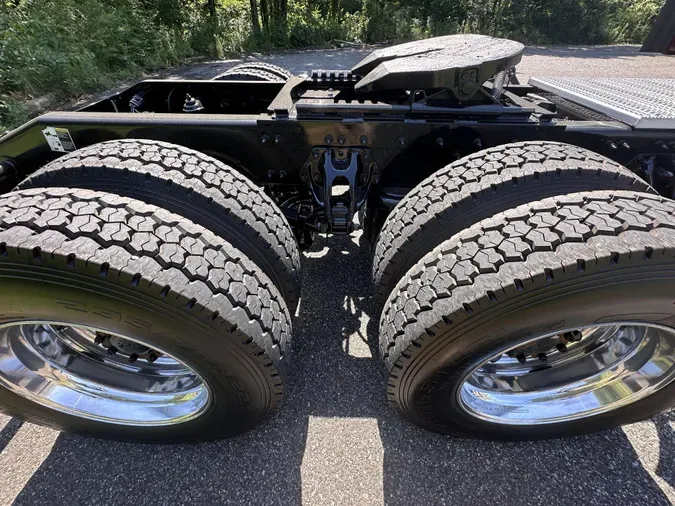2022 Peterbilt 579
