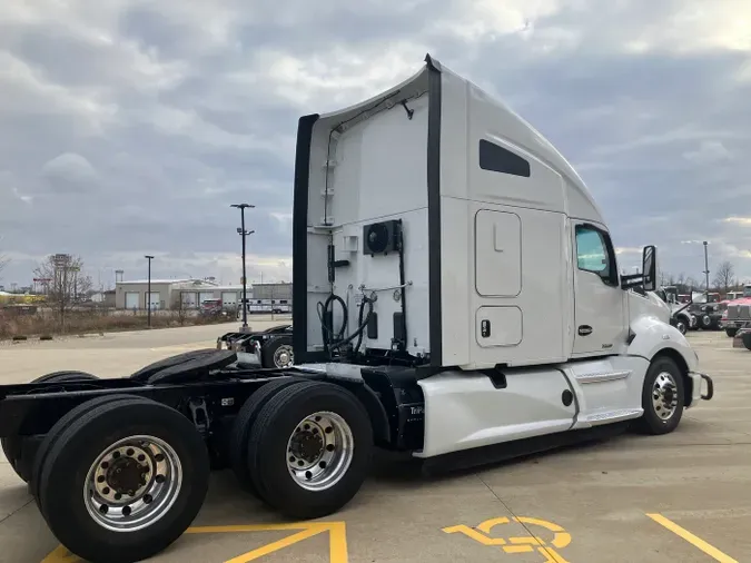 2021 Kenworth T680