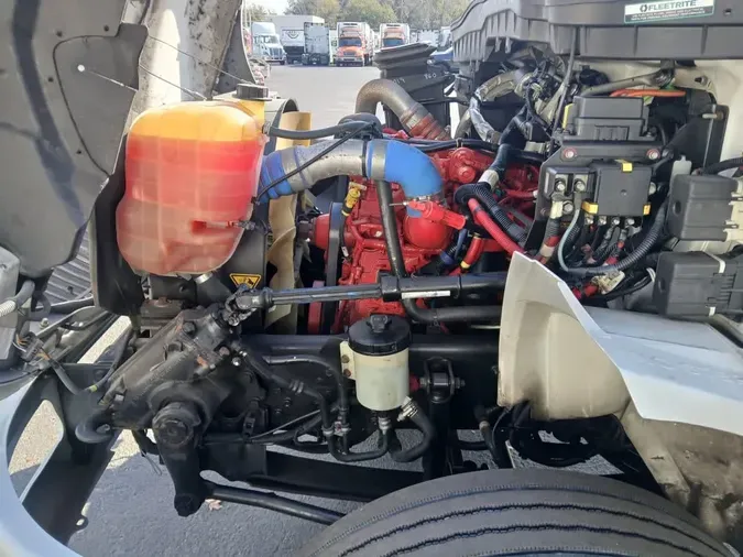 2019 NAVISTAR INTERNATIONAL 4300