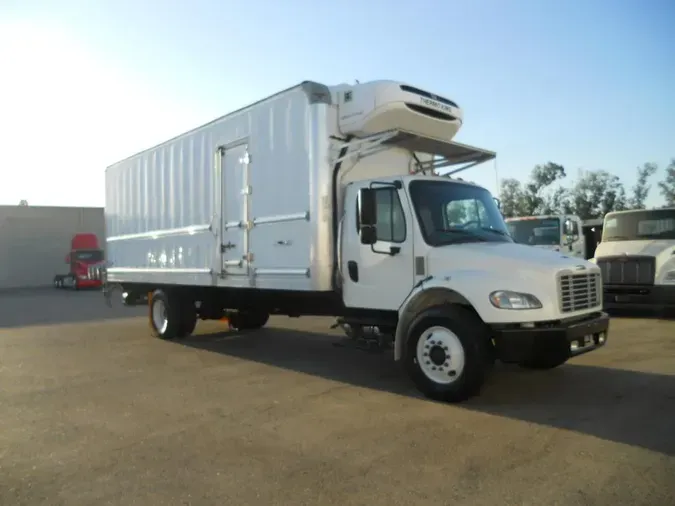 2018 Freightliner Business Class M2 106