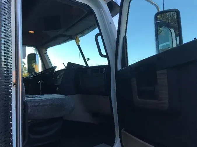 2016 FREIGHTLINER CORONADO