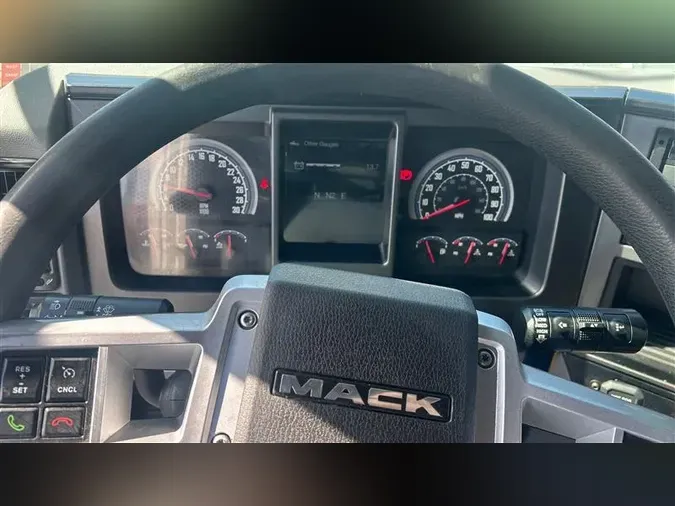 2020 MACK ANTHEM