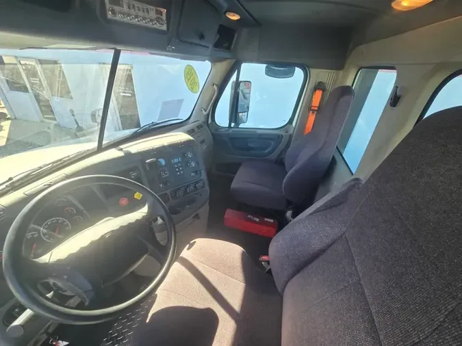 2019 FREIGHTLINER/MERCEDES CASCADIA 12519d2fedff155ef335e77b48375d8fa5d