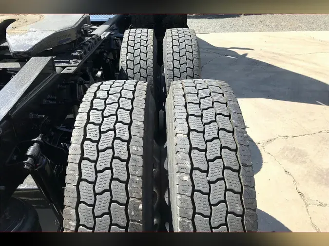 2022 INT LT625 6x4