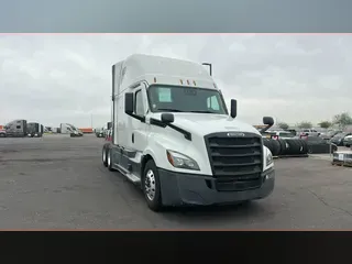 2022 Freightliner Cascadia 126