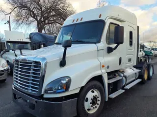 2018 FREIGHTLINER/MERCEDES CASCADIA 125