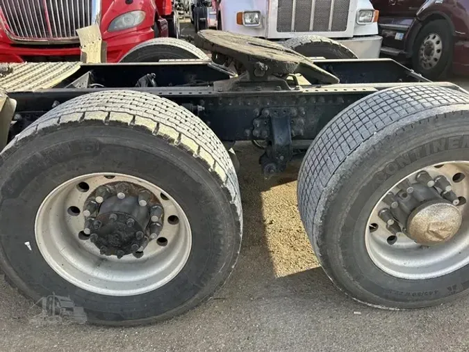 2020 VOLVO VNL64T74019e07b09fecfa2efc36d4c50c114d677