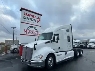 2022 Kenworth T680