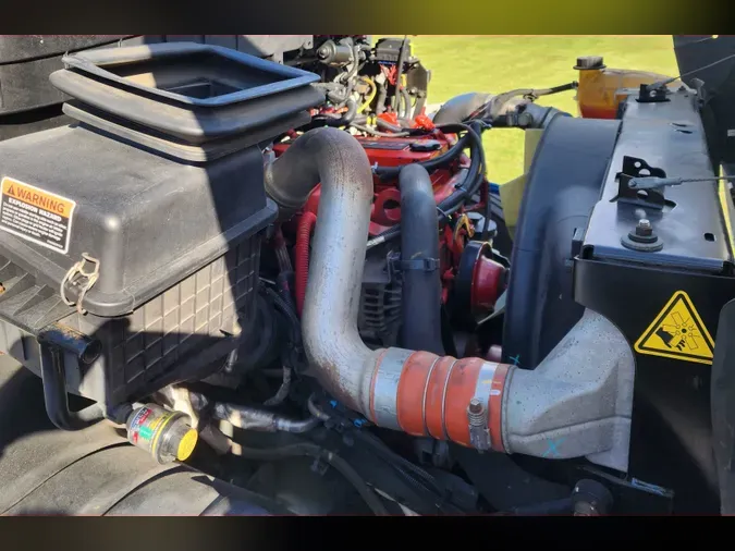 2019 NAVISTAR INTERNATIONAL 4300