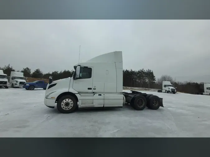 2020 Volvo VNR64T640