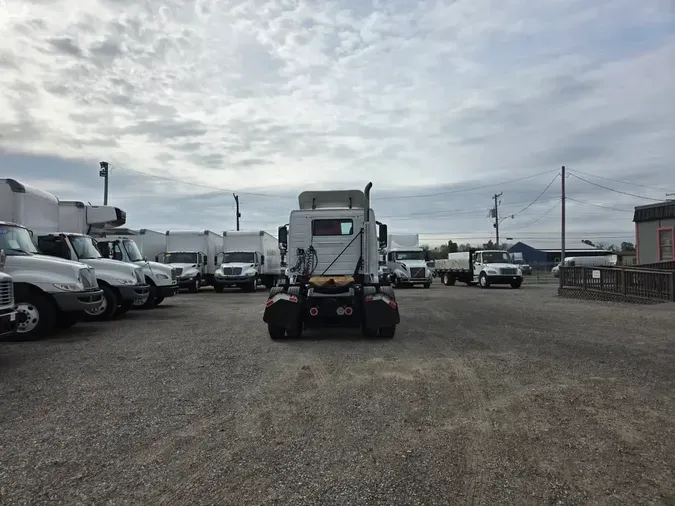 2016 VOLVO VNL42TRACTOR19e89ec3b8e6cca59c6fcdca9327d73e