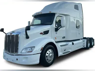 2022 Peterbilt 579