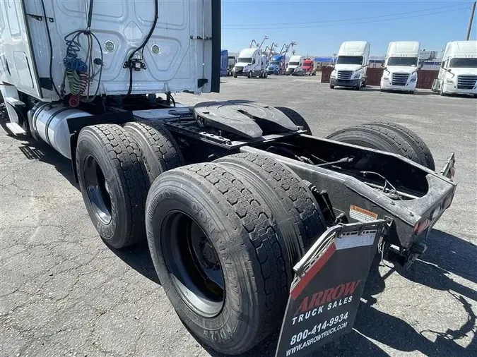2020 FREIGHTLINER CA126