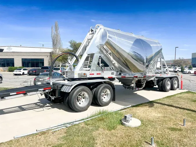 2027 BEALL PNEUMATIC