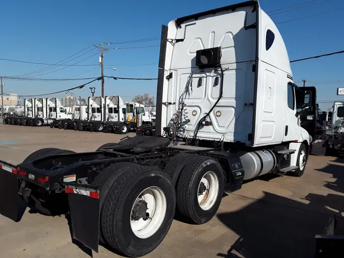 2018 FREIGHTLINER/MERCEDES PT126064ST