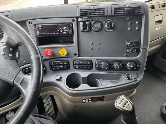2019 FREIGHTLINER/MERCEDES CASCADIA 12519f113f781b6f131b8558e2e75d28785