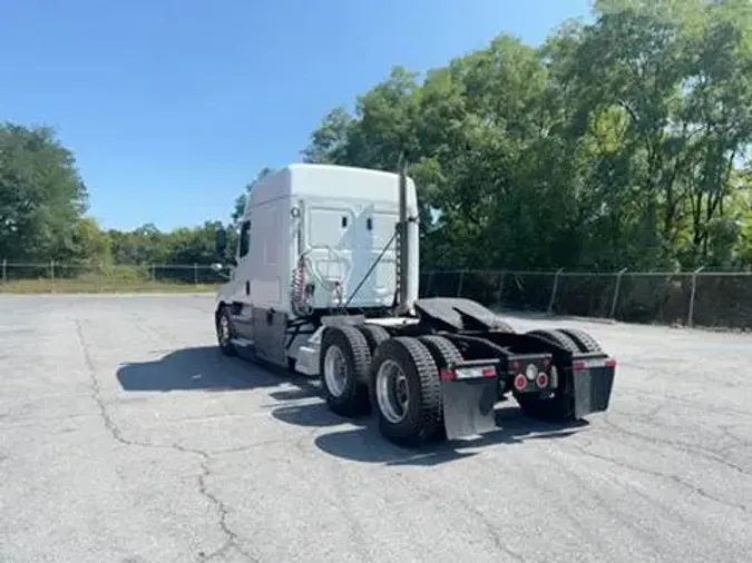 2020 Freightliner Cascadia