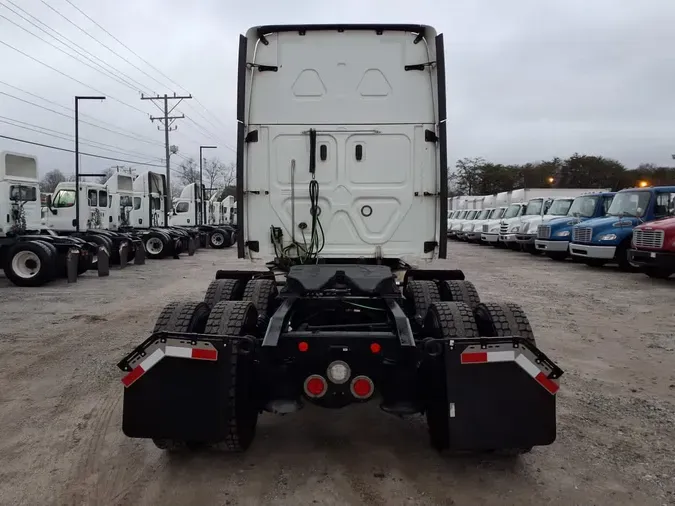 2019 FREIGHTLINER/MERCEDES CASCADIA 125