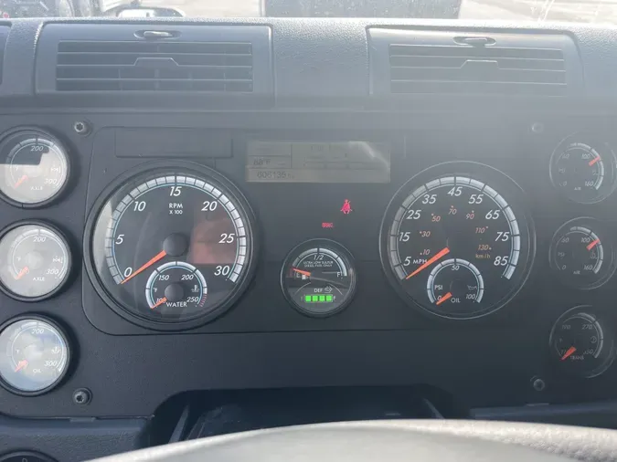 2015 FREIGHTLINER CASCADIA 125