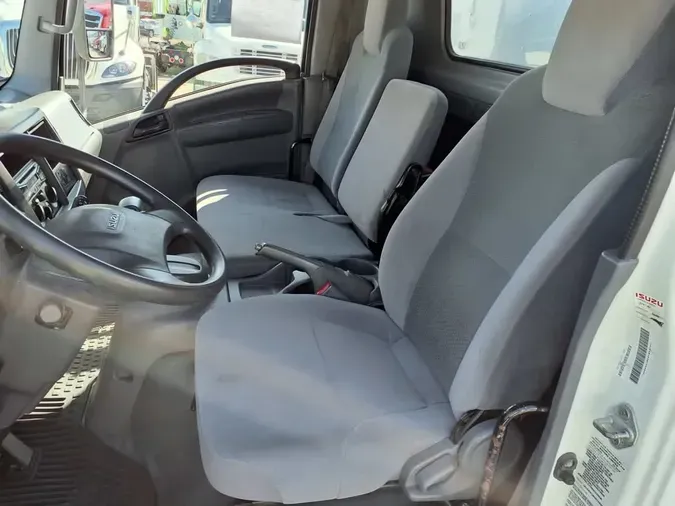 2017 ISUZU NPR HD