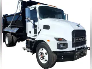 2025 MACK MD64