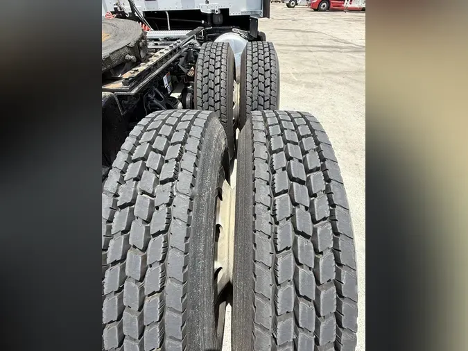 2021 Peterbilt 579