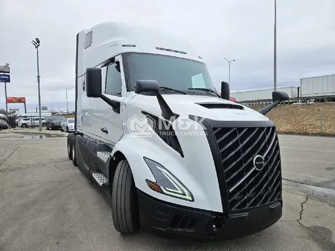 2025 VOLVO VNL64T860