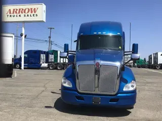 2021 KENWORTH T680