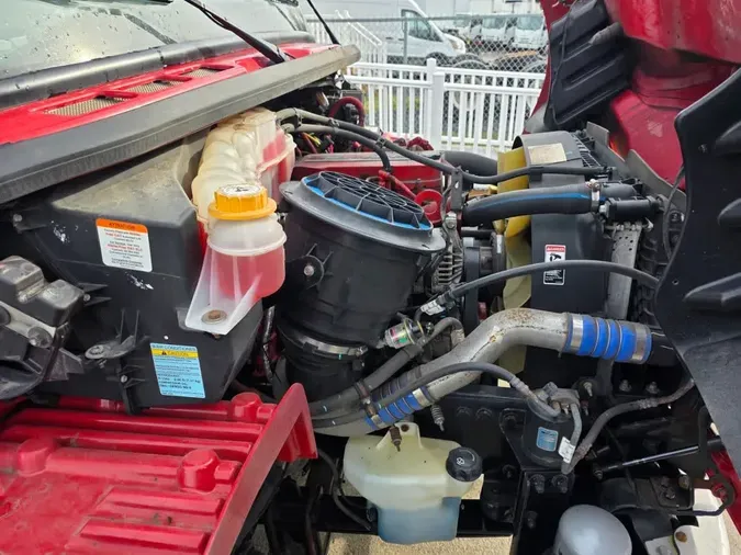 2020 FREIGHTLINER/MERCEDES M2 106