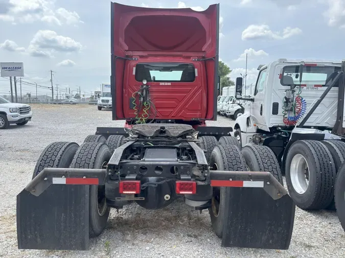 2019 International RH613